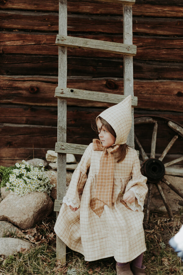 Lina kleita ar mežģīni Wild heart - Kleitas & svārki - Veikals